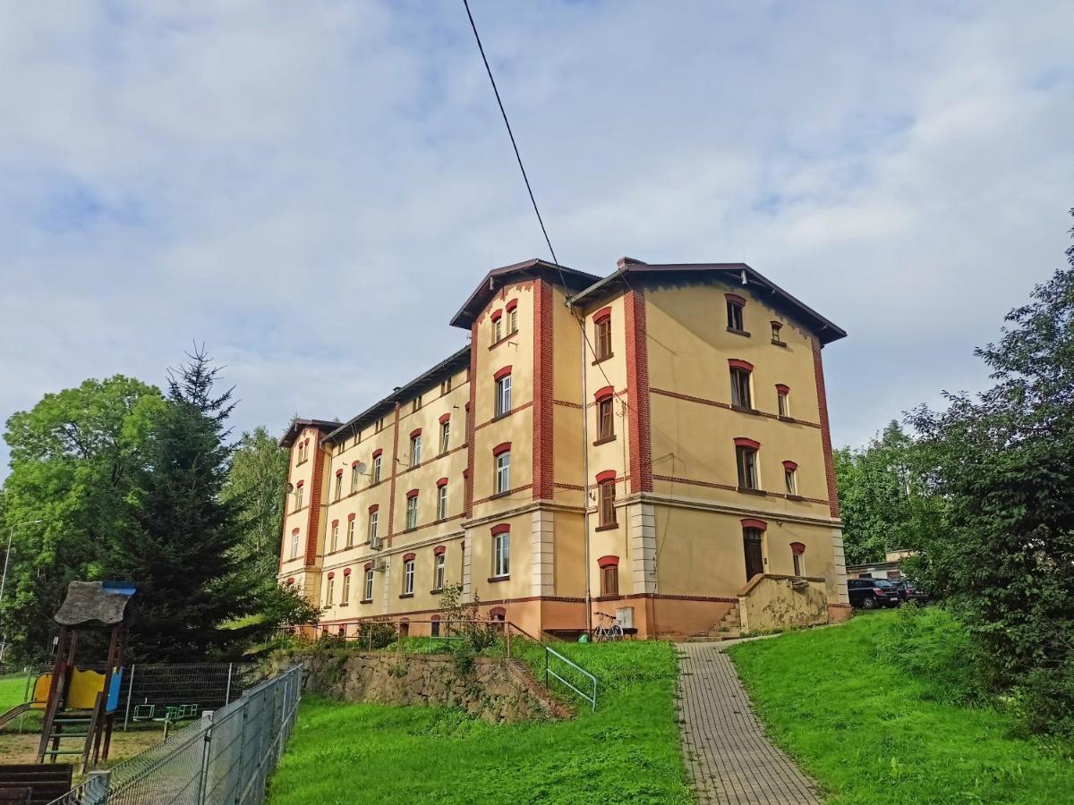 Ferienwohnung Apartament Celebrity Löschney Exterior foto